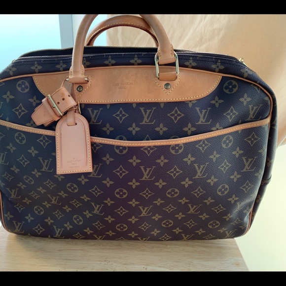 Louis Vuitton Monogram Alize Hueres - Picture 2 of 12